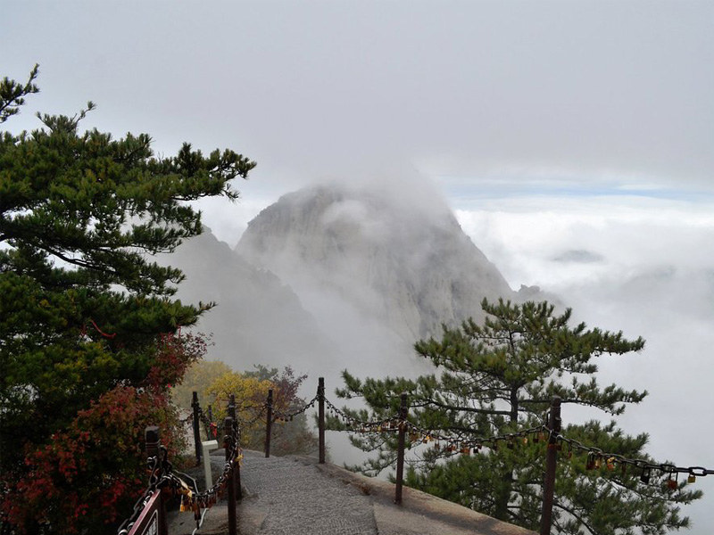 Randonnée dans le mont sacre Hua Shan